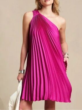 NWT Banana Republic Factory Accordion Pleated One Shoulder Dress Oversized